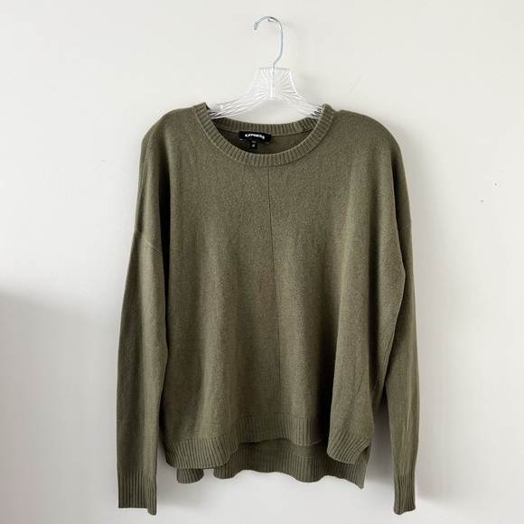 Express Green Scoop Neck Cozy Pullover Long Sleeve Sweater Capsule - Picture 1 of 4